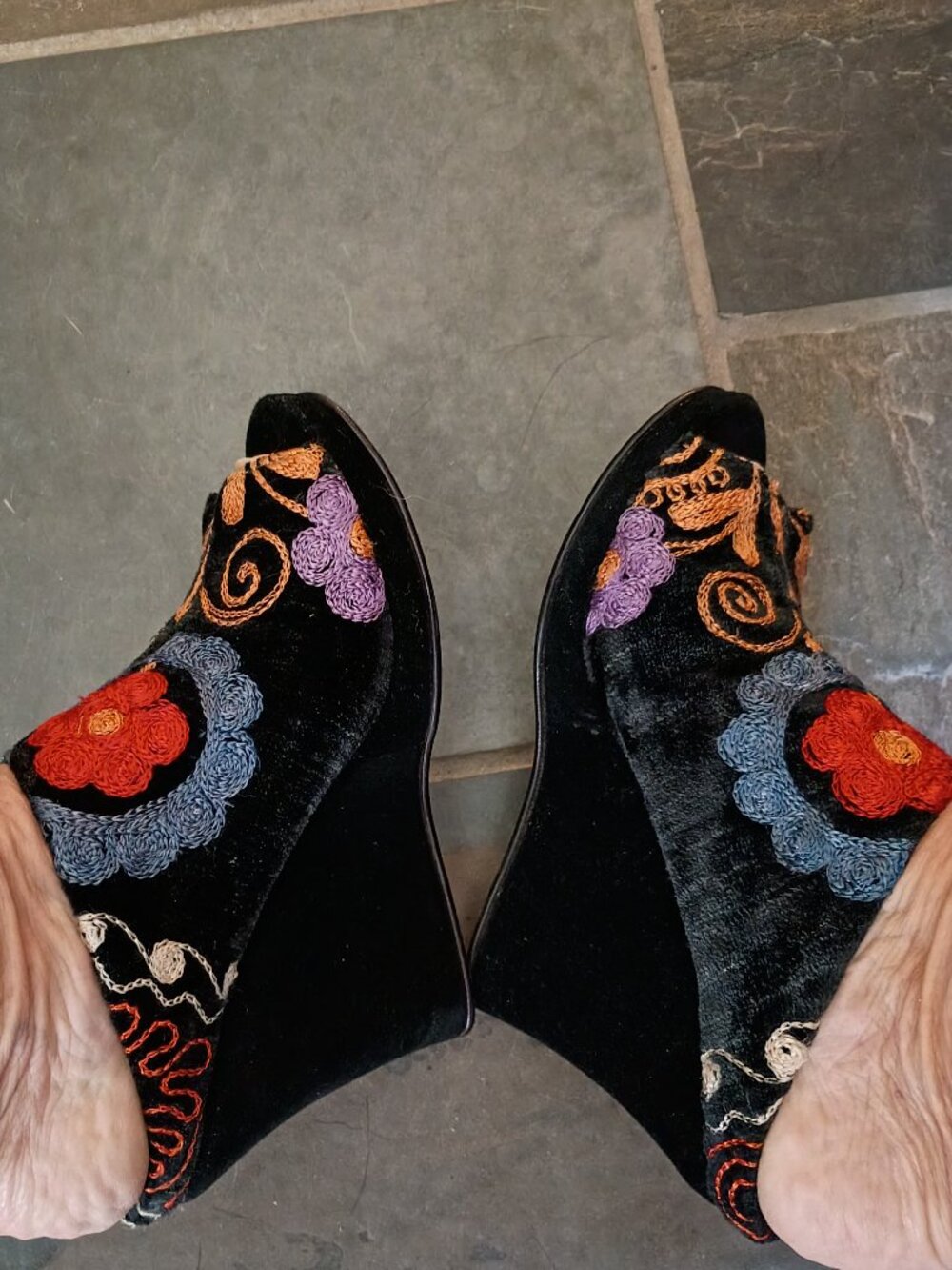 Zeyzani one of a kind Suzani embroidered wedge Size 39 / 8.5 US - Picture 9 of 10